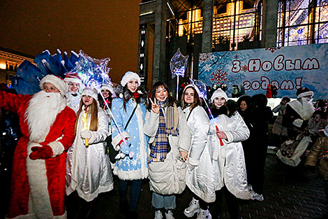 Parade of Father Frosts and Snow Maidens in Minsk