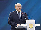 Alexander Lukashenko opens the 16th edition of the Christmas amateur ice hockey tournament
