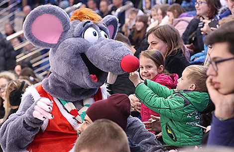 During the 16th Christmas amateur ice hockey tournament in Minsk