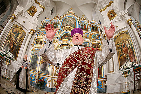 Рождественский сочельник в Свято-Духовом кафедральном соборе