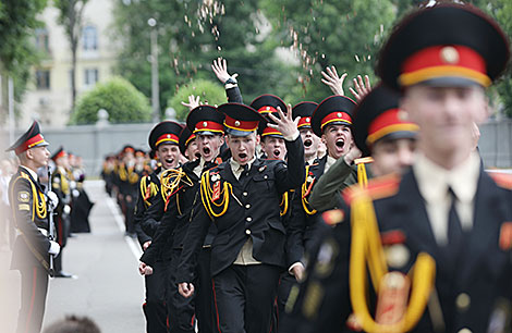 Выпускны ў Мінскім сувораўскім ваенным вучылішчы