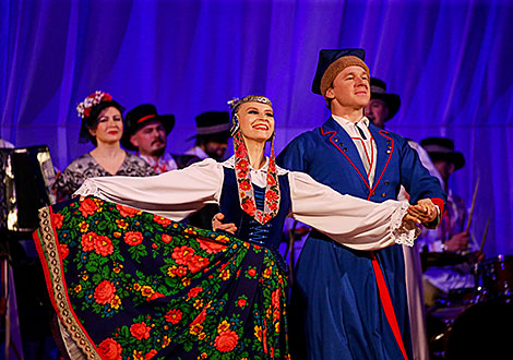 Belarus’ heritage: Khoroshki folk dance company's concert