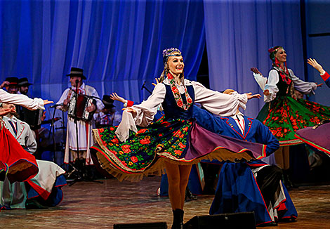 Belarus’ heritage: Khoroshki folk dance company's concert