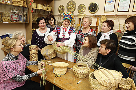 Spiral weaving with straw added to the list of Belarus' intangible cultural heritage