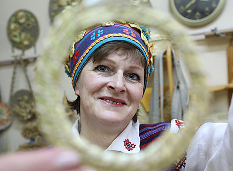 Spiral weaving with straw from Vitebsk Oblast