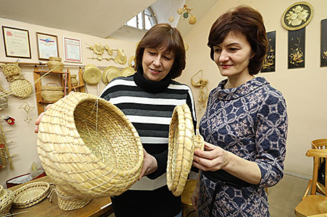 Spiral weaving with straw from Vitebsk Oblast