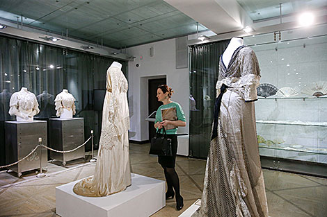 Stylish Ladies in Nesvizh exhibition