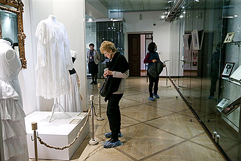 Stylish Ladies in Nesvizh exhibition