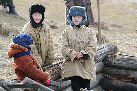 Reenactment show at Stalin Line 