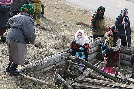 Reenactment show at Stalin Line 