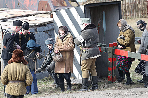 Reenactment show at Stalin Line 