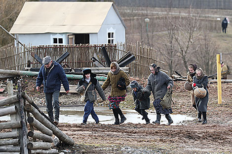 Reenactment show at Stalin Line 