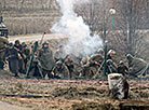 Reenactment show at Stalin Line 