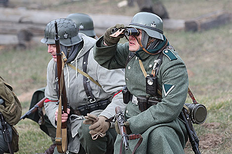 Reenactment show at Stalin Line