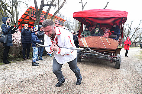 Maslenitsa in the Grodno City Estate Korobchitsy