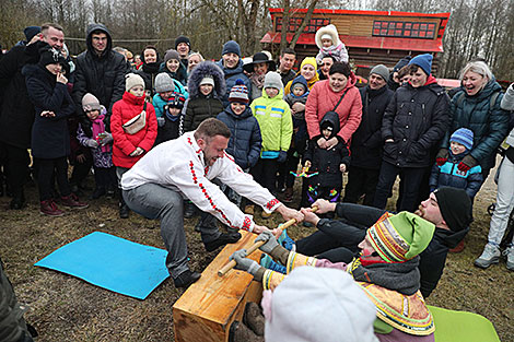 Maslenitsa in the Grodno City Estate Korobchitsy