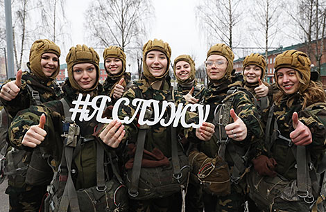 One Day in the Army for pageant participants from Vitebsk