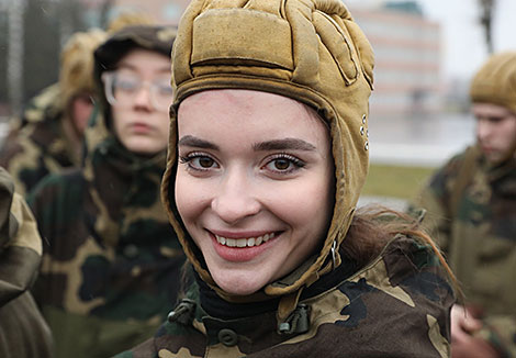 One Day in the Army for pageant participants from Vitebsk