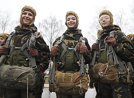 One Day in the Army for pageant participants from Vitebsk