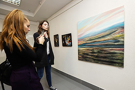 Выстава маладых мастакоў 