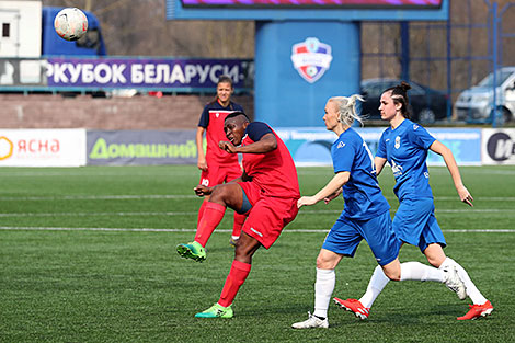 Футболистки 