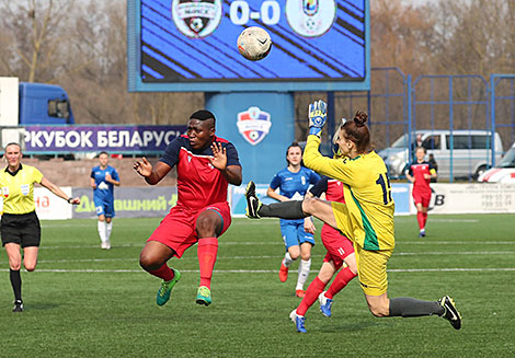 Футболистки 