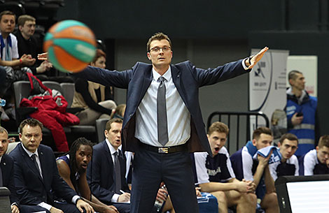 Head coach of BC Tsmoki-Minsk Rostislav Vergun. BC Tsmoki-Minsk lost to BC Zielona Gora in a game of the VTB United League