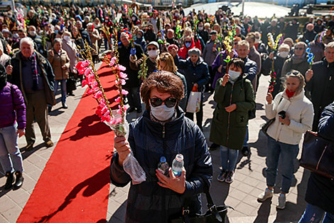 Palm Sunday in the Red Church in Minsk