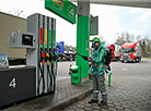 Belarusian gas stations disinfect transit trucks twice per day