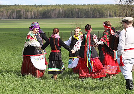 Walking the Sula rite in Gomel District