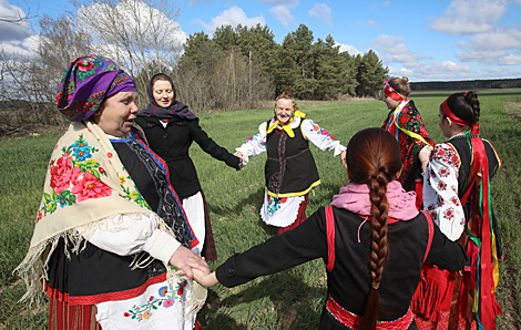 Walking the Sula rite in Gomel District