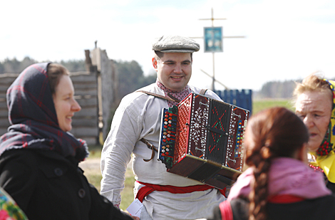 Walking the Sula rite in Gomel District