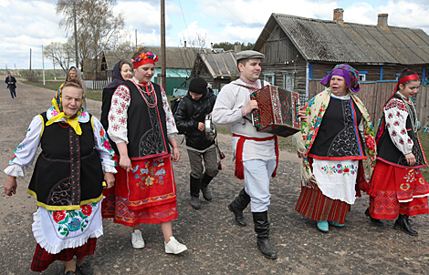 Walking the Sula rite in Gomel District