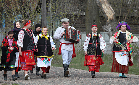 Walking the Sula rite in Gomel District