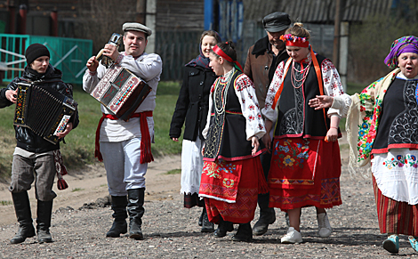 Walking the Sula rite in Gomel District