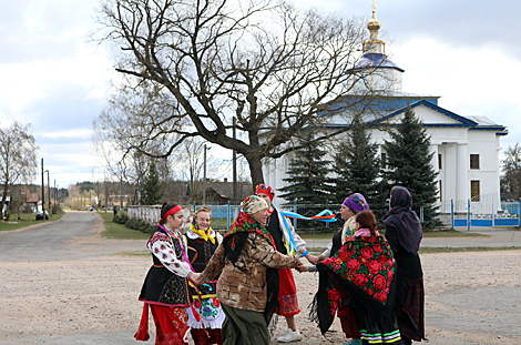 Walking the Sula rite in Gomel District