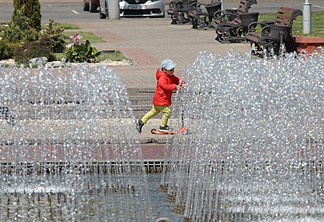 Gomel opens fountain season