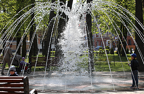 Gomel opens fountain season