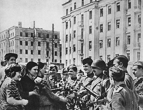  На вуліцах вызваленага Мінска 3 ліпеня 1944 года.