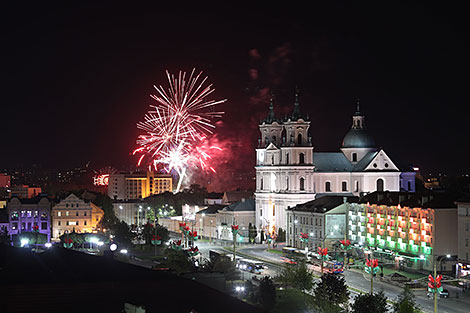 Святочны феерверк у Гродне