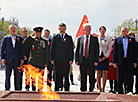 Flowers are laid in Victory Square in Minsk