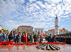 Flowers are laid at the Eternal Fire in Mogilev