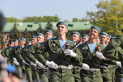 Wreath laying ceremony in the Brest Fortress