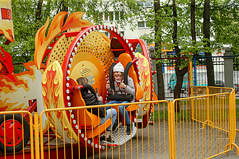 Amusement rides open in Minsk