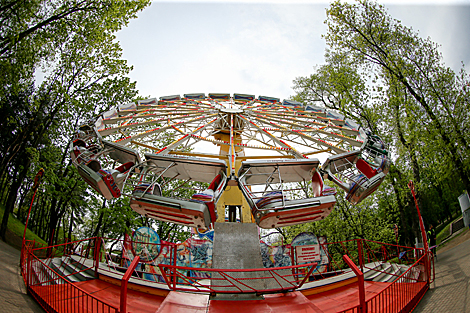 Amusement rides open in Minsk