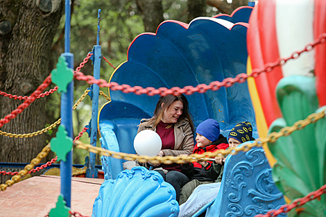 Amusement rides open in Minsk