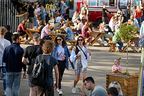 Pesochnitsa food court in Minsk