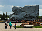 Courage monument