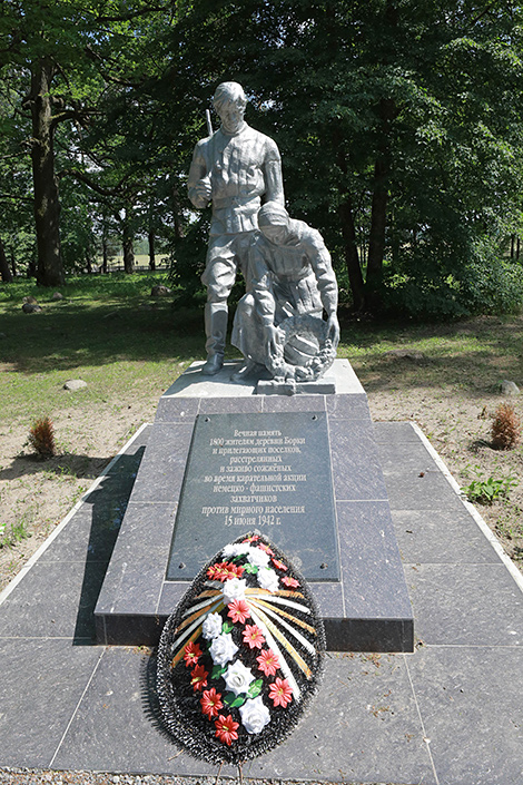 Monument near the mass grave