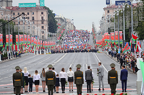 Belarus Remembers! patriotic procession in Minsk